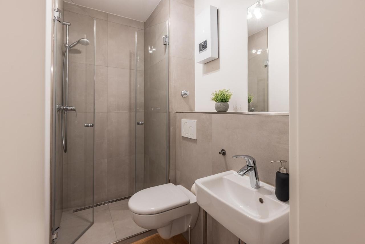 Glueck Auf Hufelandstrasse Apartment